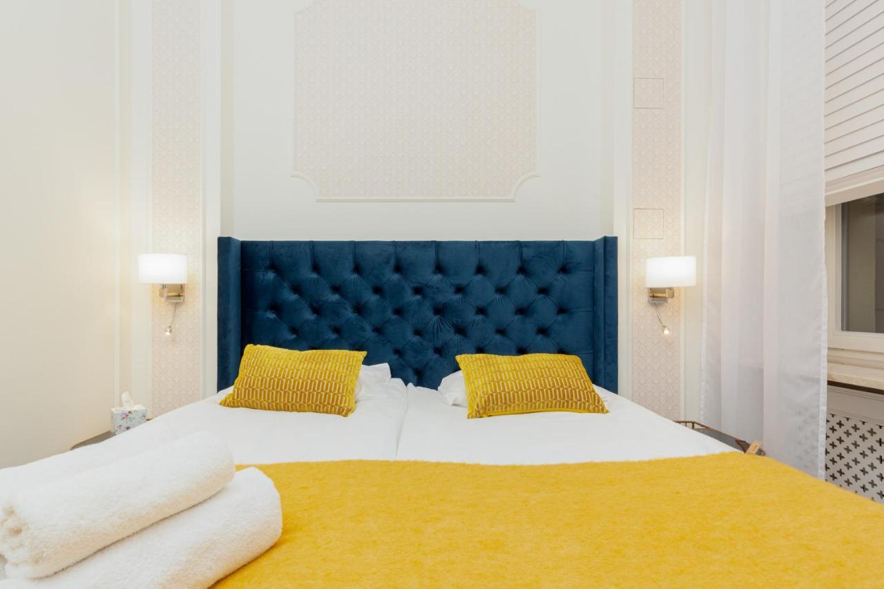 ורשה Royal Apartment Kopernika By Renters Prestige מראה חיצוני תמונה