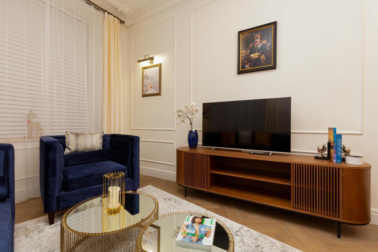 ורשה Royal Apartment Kopernika By Renters Prestige מראה חיצוני תמונה